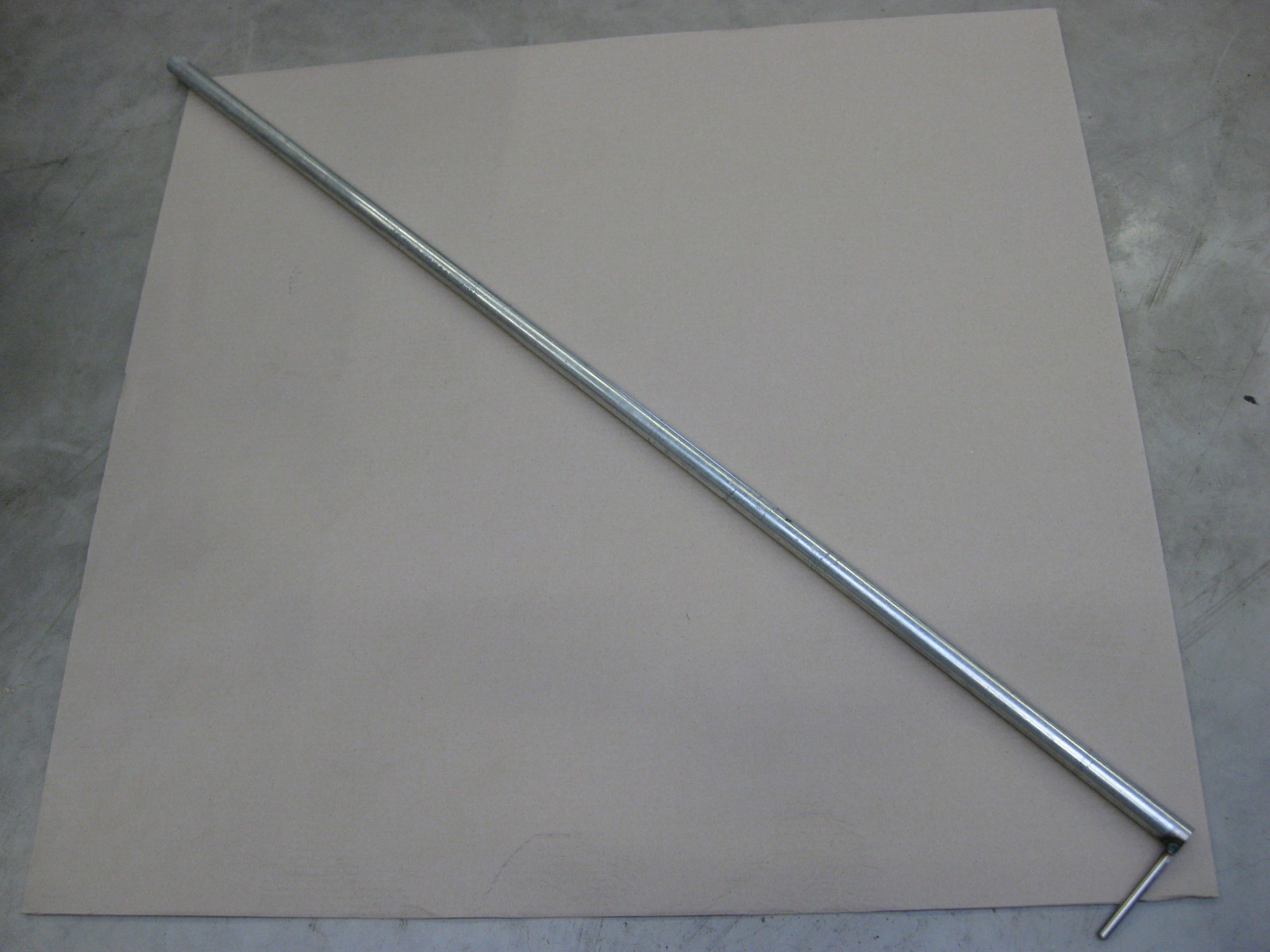 Fastening f/sensor 1.5m galv. M&M